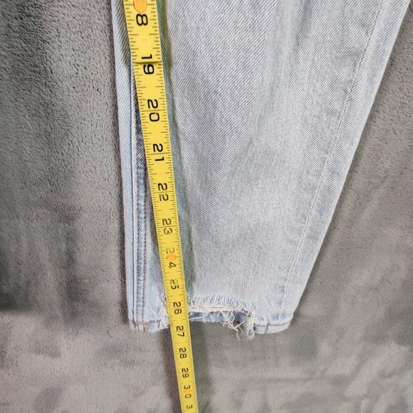 American Eagle Outfitters Light Blue High Rise Jeans - Picture 6 of 10